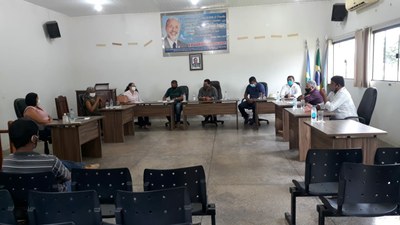 REUNIÃO VEREADORES E PREFEITA MUNICIPAL